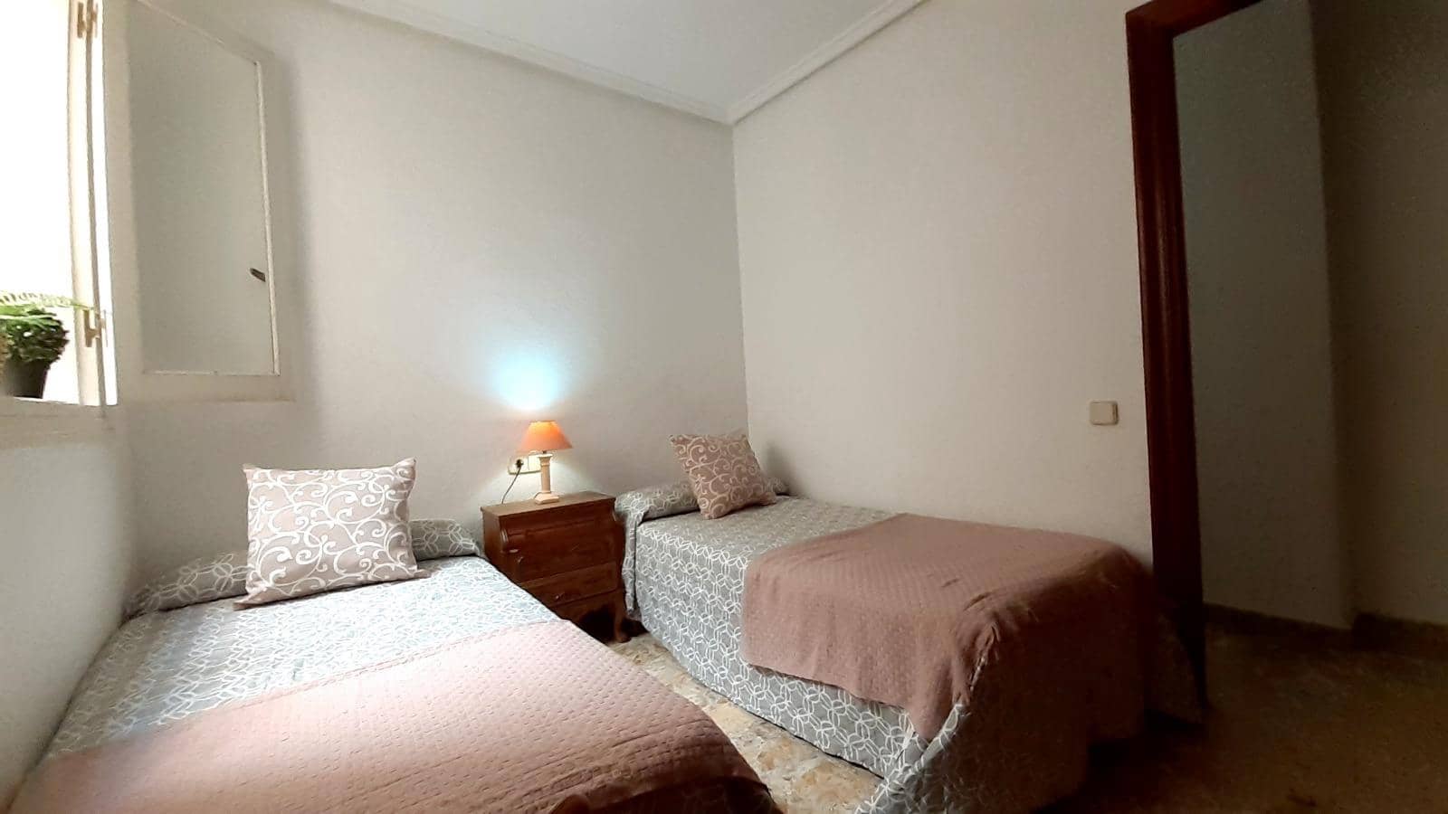 4 soveværelse Lejlighed til salg i Torrevieja - € 285.000 (Ref: 9048766)