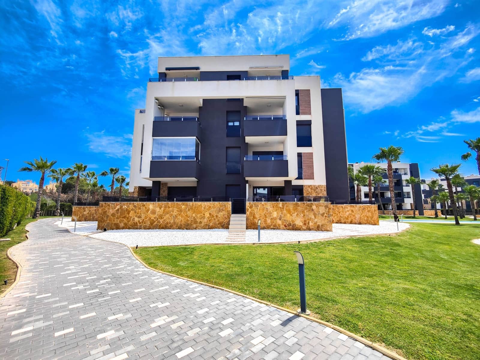 2 soveværelse Lejlighed til salg i Orihuela Costa med swimmingpool - € 269.000 (Ref: 9048779)