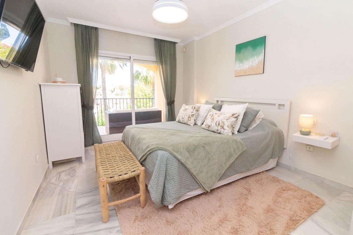 3 sovrum Hus till salu i Riviera del Sol - 470 000 € (Ref: 9048783)