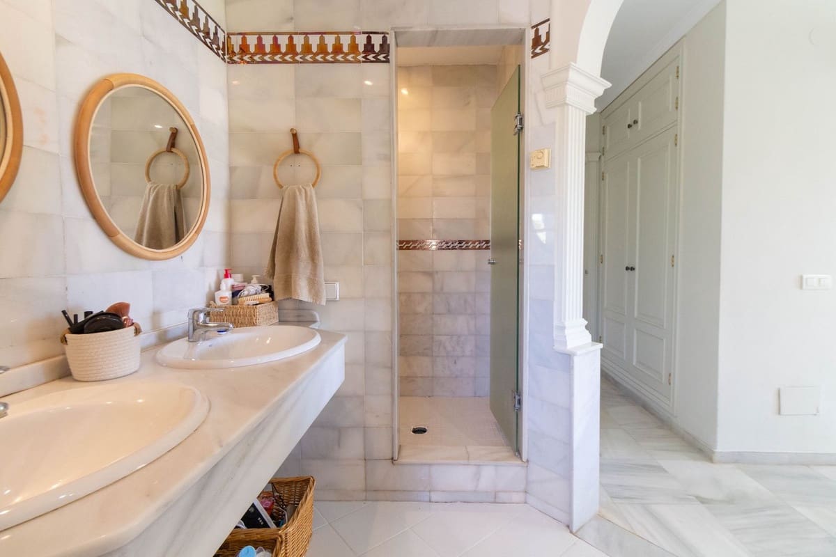 3 sovrum Hus till salu i Riviera del Sol - 470 000 € (Ref: 9048783)