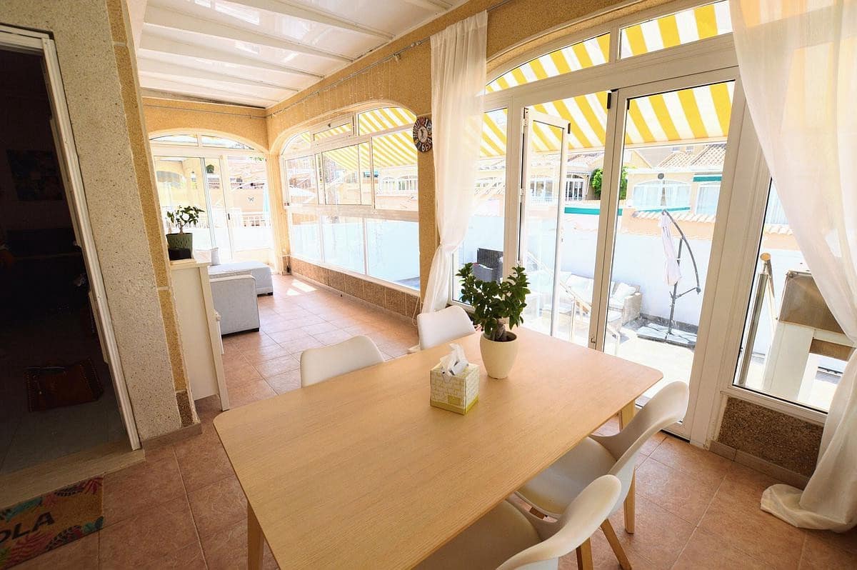 Chalet de 3 habitaciones en Los Altos en venta con piscina - 350.000 € (Ref: 9048785)