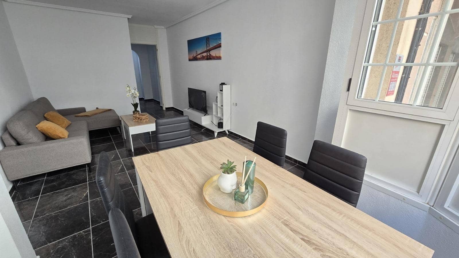 3 bedroom Apartment for sale in Torrevieja - € 170,800 (Ref: 9051028)