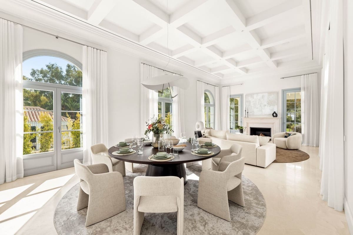 4 makuuhuone Huvila myytävänä paikassa Nueva Andalucia - 4 595 000 € (Ref: 9057571)