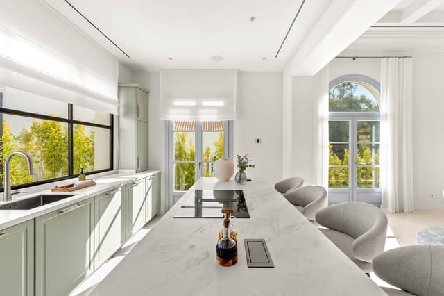 4 soverom Villa til salgs i Los Naranjos, Marbella - € 4 595 000 (Ref: 9057571)