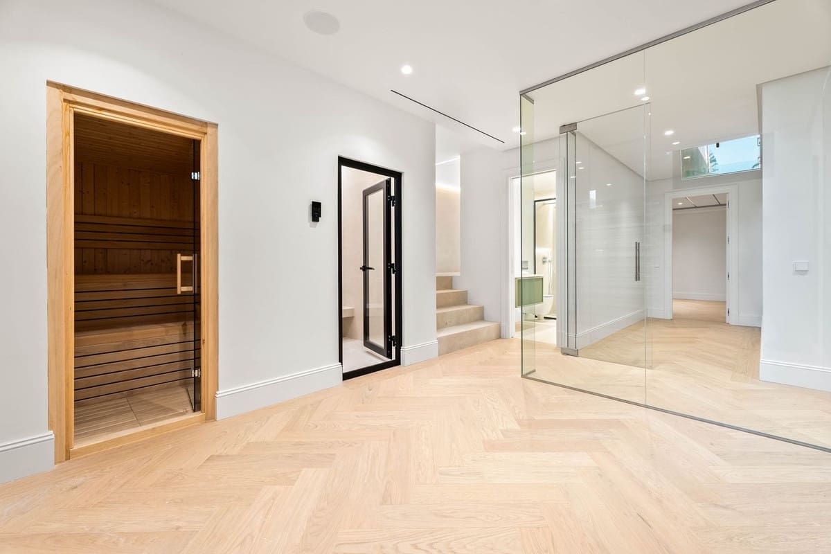 4 makuuhuone Huvila myytävänä paikassa Nueva Andalucia - 4 595 000 € (Ref: 9057571)