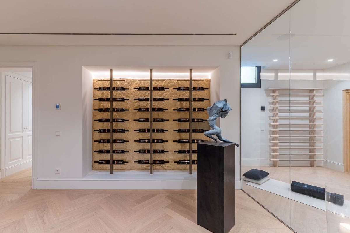 4 makuuhuone Huvila myytävänä paikassa Nueva Andalucia - 4 595 000 € (Ref: 9057571)