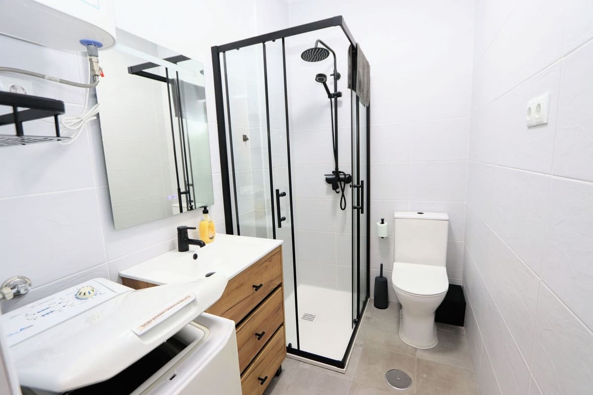 2 bedroom Apartment for sale in Pilar de la Horadada - € 106,000 (Ref: 9059351)