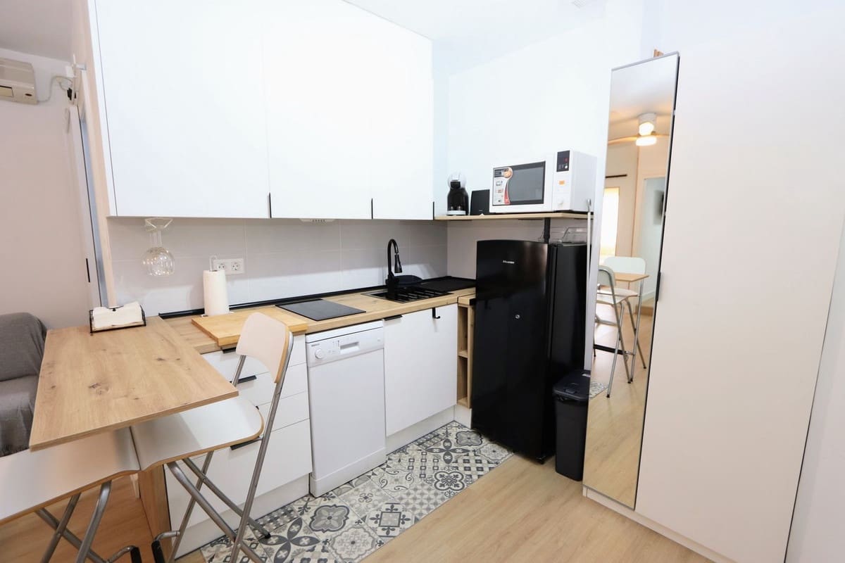 2 bedroom Apartment for sale in Pilar de la Horadada - € 106,000 (Ref: 9059351)