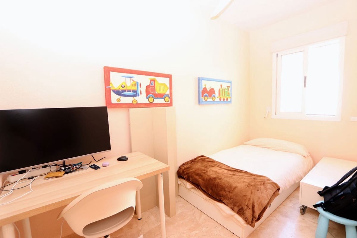 3 soverom Hus til salgs i Los Alcazares med garasje - € 310 000 (Ref: 9062346)