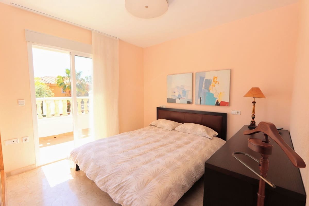 3 slaapkamer Huis te koop in Los Alcazares met garage - € 310.000 (Ref: 9062346)