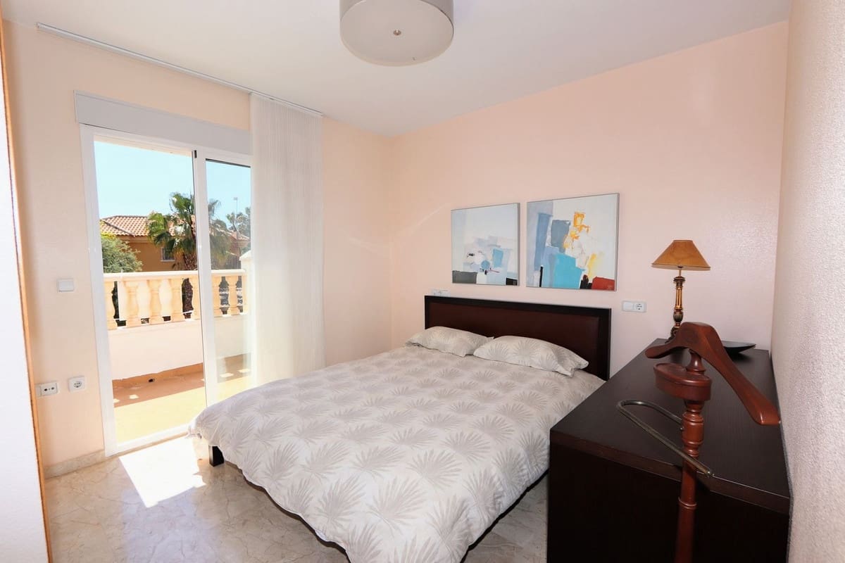 3 soverom Hus til salgs i Los Alcazares med garasje - € 310 000 (Ref: 9062346)