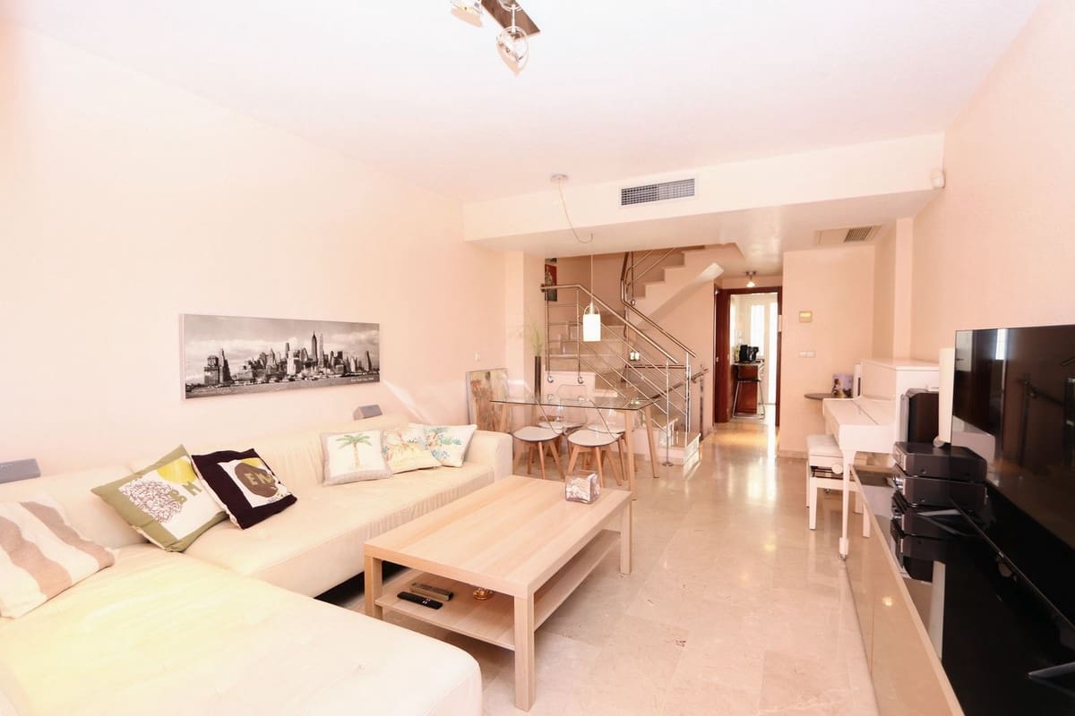 3 slaapkamer Huis te koop in Los Alcazares met garage - € 310.000 (Ref: 9062346)