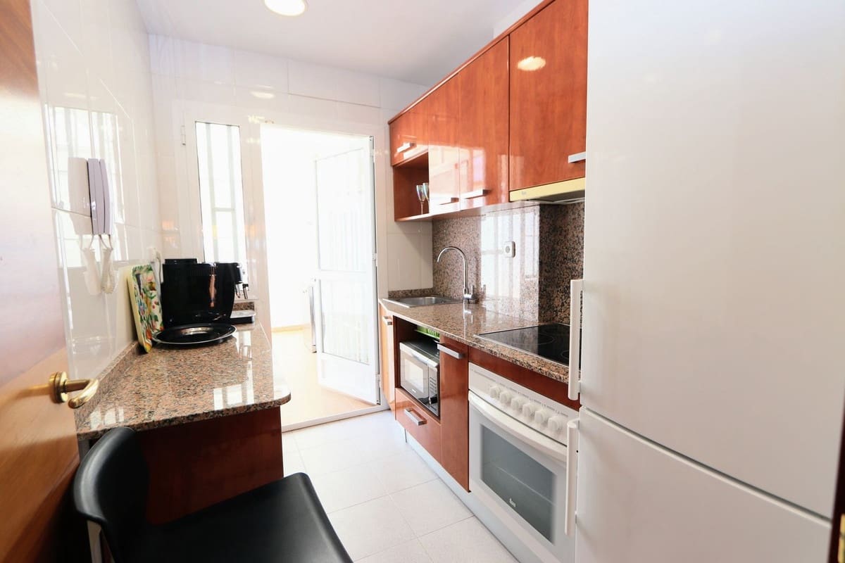 3 soverom Hus til salgs i Los Alcazares med garasje - € 310 000 (Ref: 9062346)