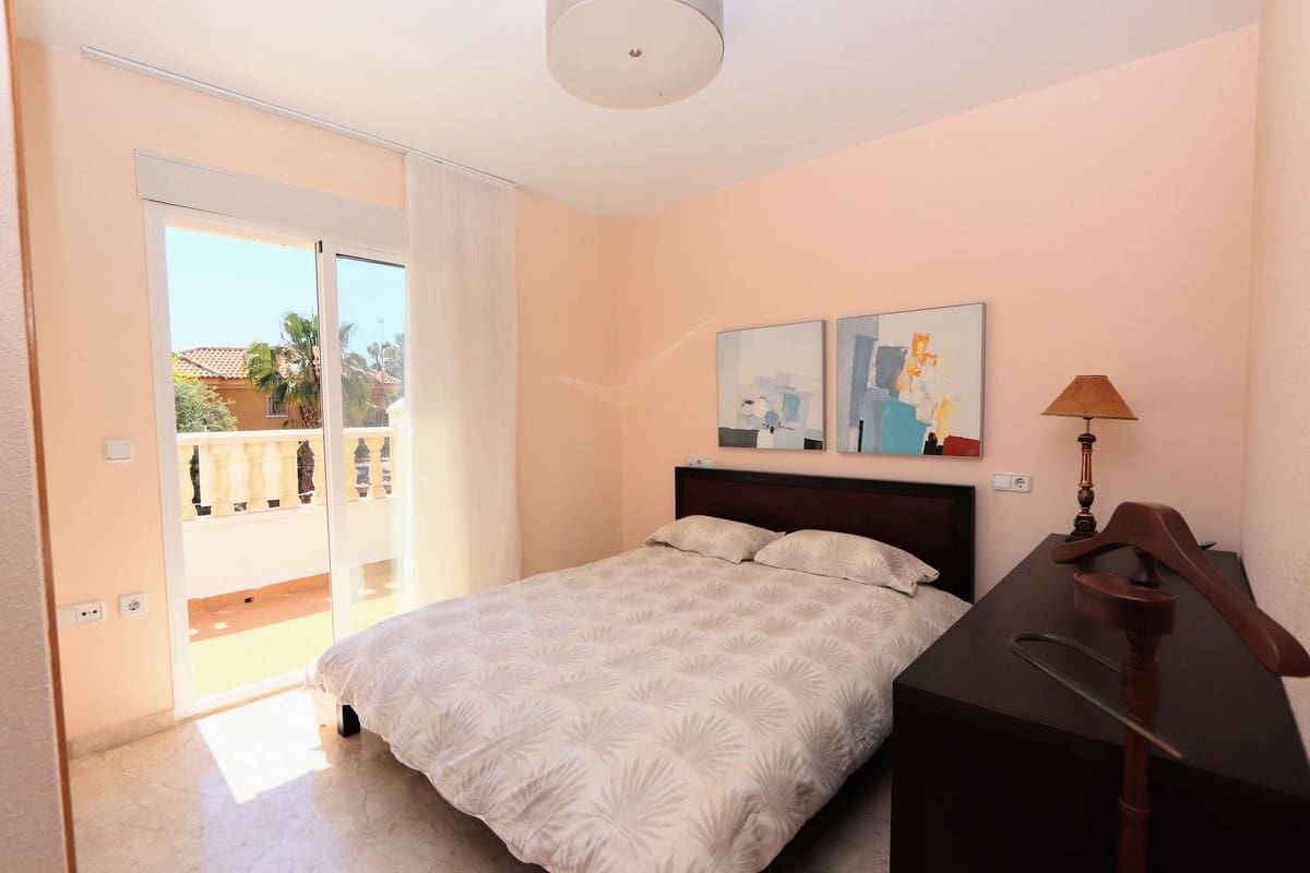3 soverom Hus til salgs i Los Alcazares med garasje - € 310 000 (Ref: 9062346)