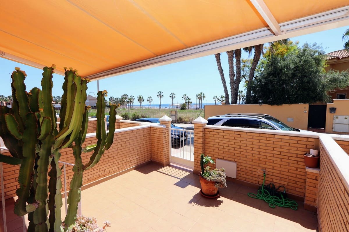 3 soverom Hus til salgs i Los Alcazares med garasje - € 310 000 (Ref: 9062346)