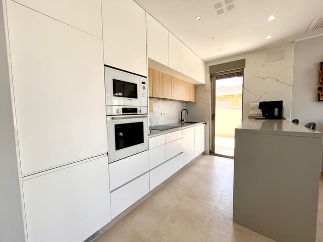 2 quarto Penthouse para venda em Torre de la Horadada, Pilar de la Horadada com garagem - 495 000 € (Ref: 9065184)