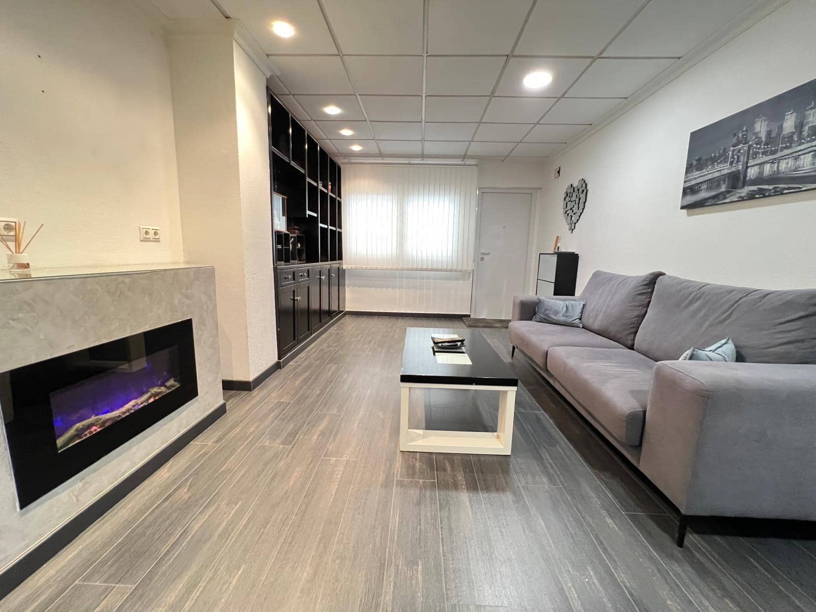 2 bedroom Apartment for sale in Torrevieja - € 181,000 (Ref: 9065195)