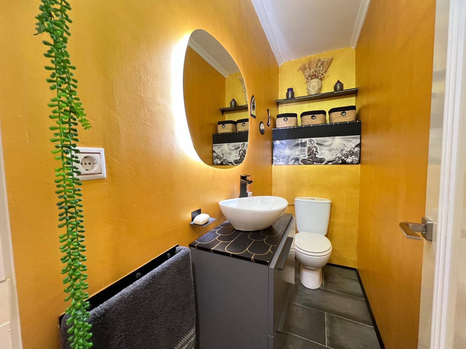 2 bedroom Apartment for sale in Torrevieja - € 181,000 (Ref: 9065195)