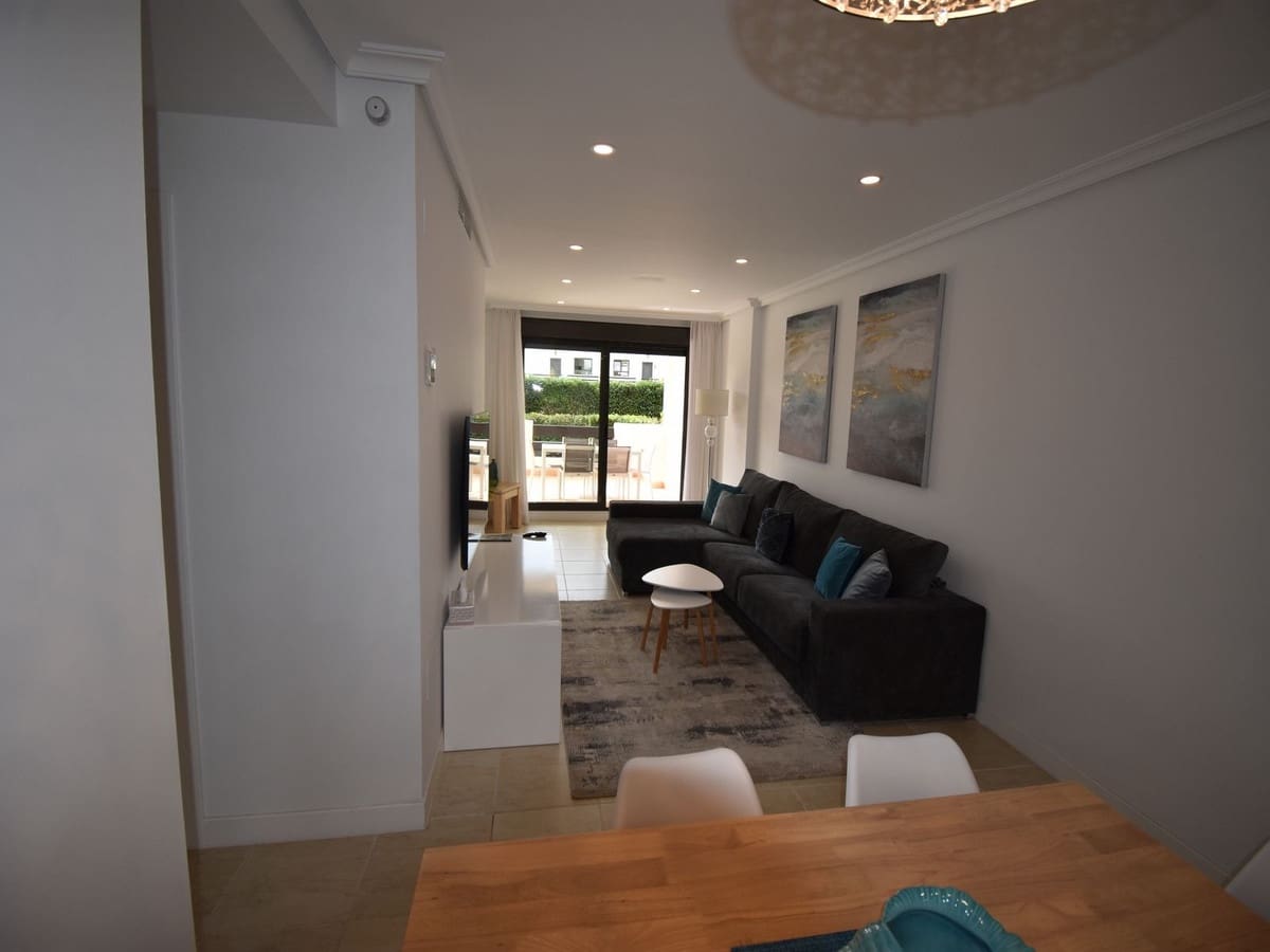 Apartamento de 2 habitaciones en New Golden Mile en venta con piscina garaje - 365.000 € (Ref: 9073353)