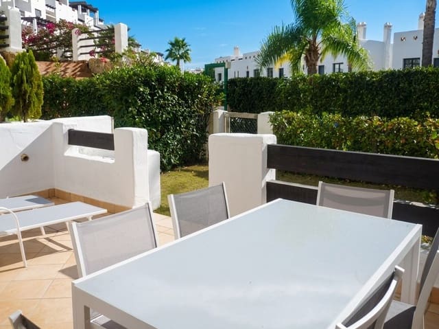 2 bedroom Apartment for sale in Cancelada, Estepona with pool - € 365,000 (Ref: 9073354)