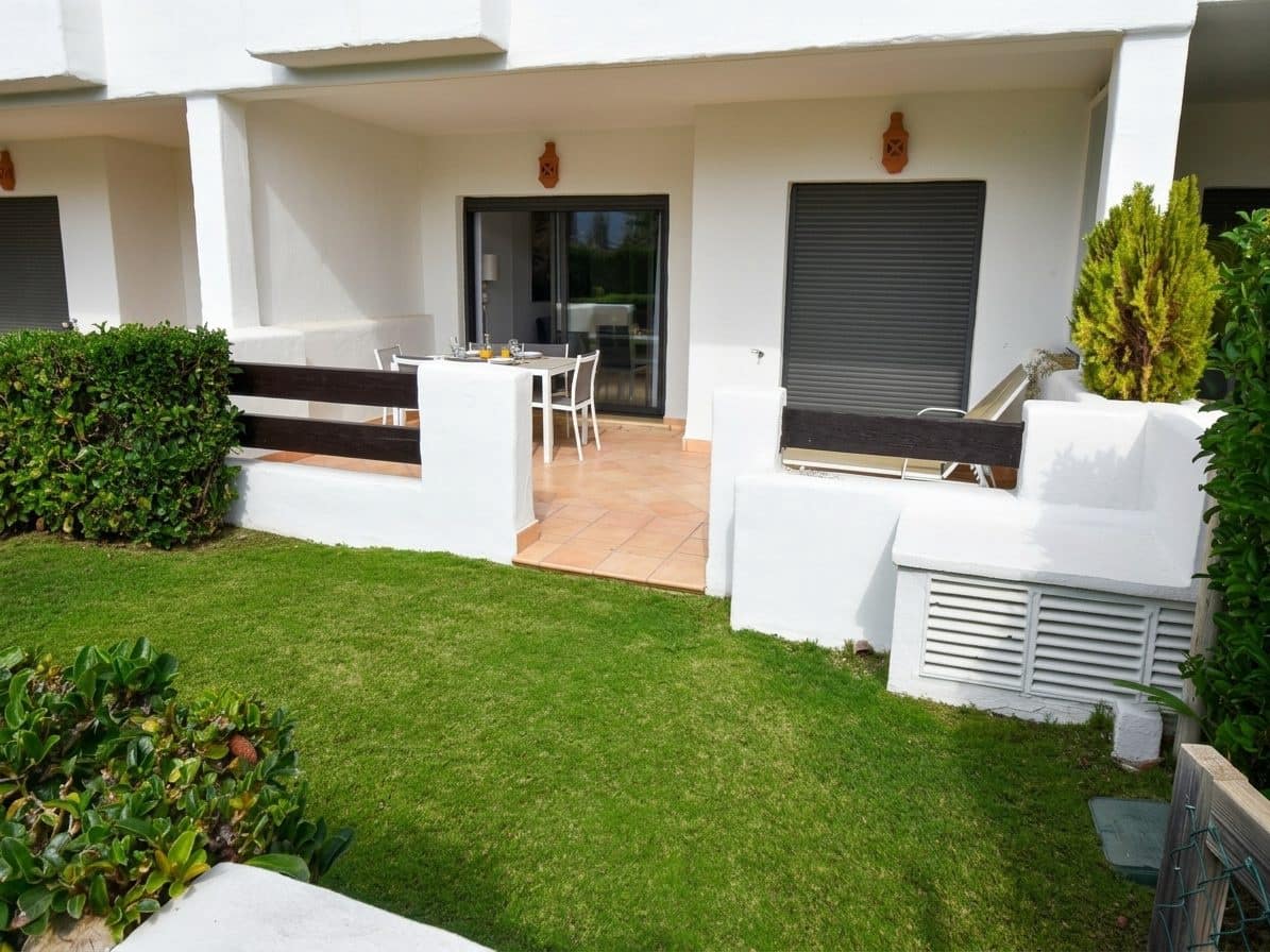 2 bedroom Apartment for sale in Cancelada with pool - € 365,000 (Ref: 9073354)