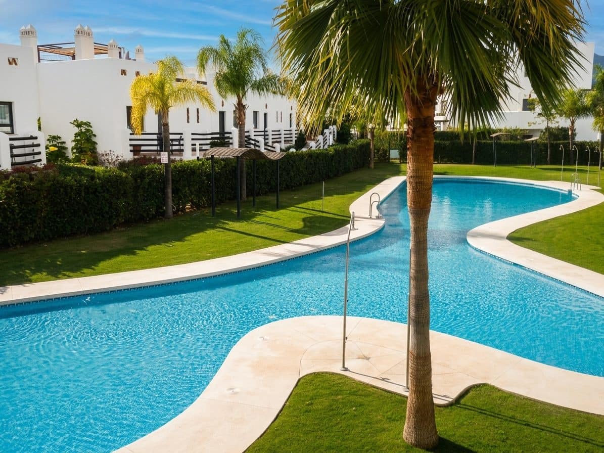 2 bedroom Apartment for sale in Cancelada with pool - € 365,000 (Ref: 9073354)