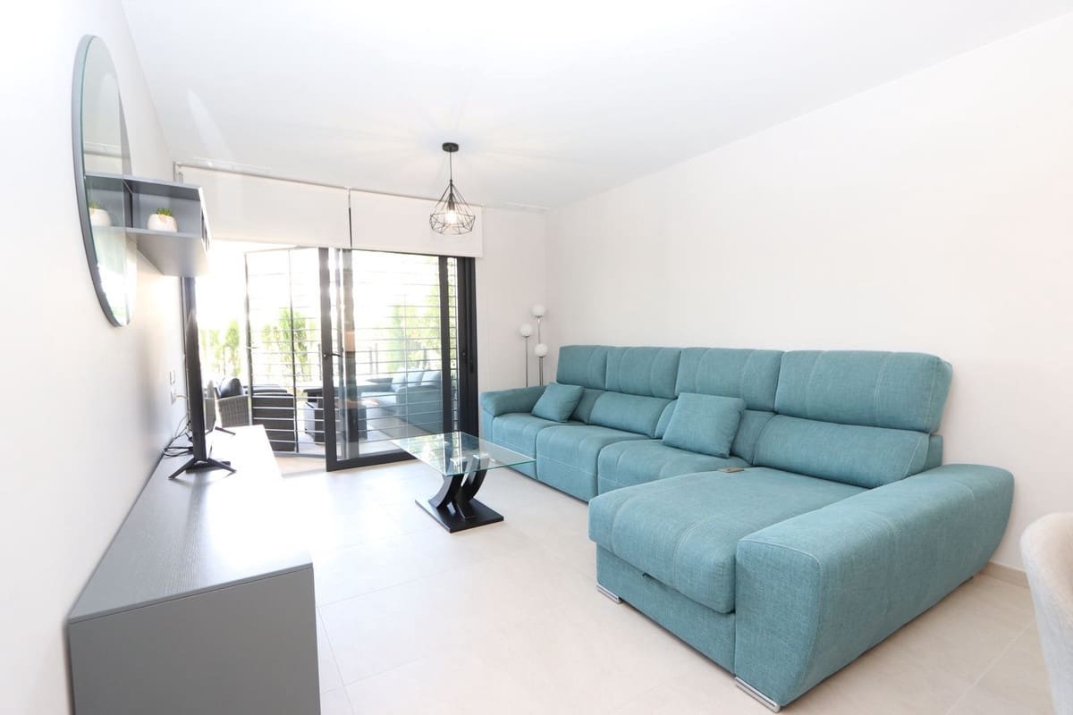 3 bedroom Apartment for sale in Playa Flamenca with pool - € 410,000 (Ref: 9073364)