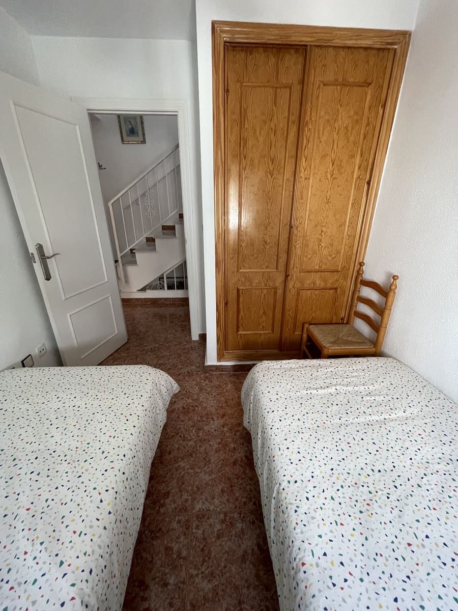 3 soveværelse Semi-Rækkehus til salg i Orihuela Costa - € 229.995 (Ref: 9073378)