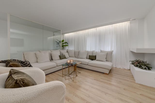 4 Zimmer Apartment zu verkaufen in Playa del Cura, Torrevieja - 399.000 € (Ref: 9073404)