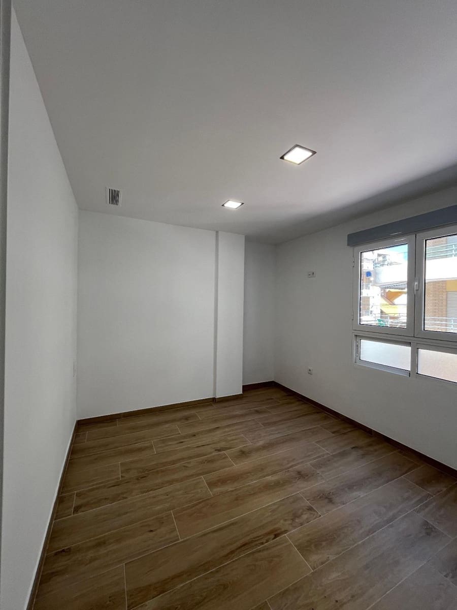 3 soverom Leilighet til salgs i Torrevieja - € 255 000 (Ref: 9073410)