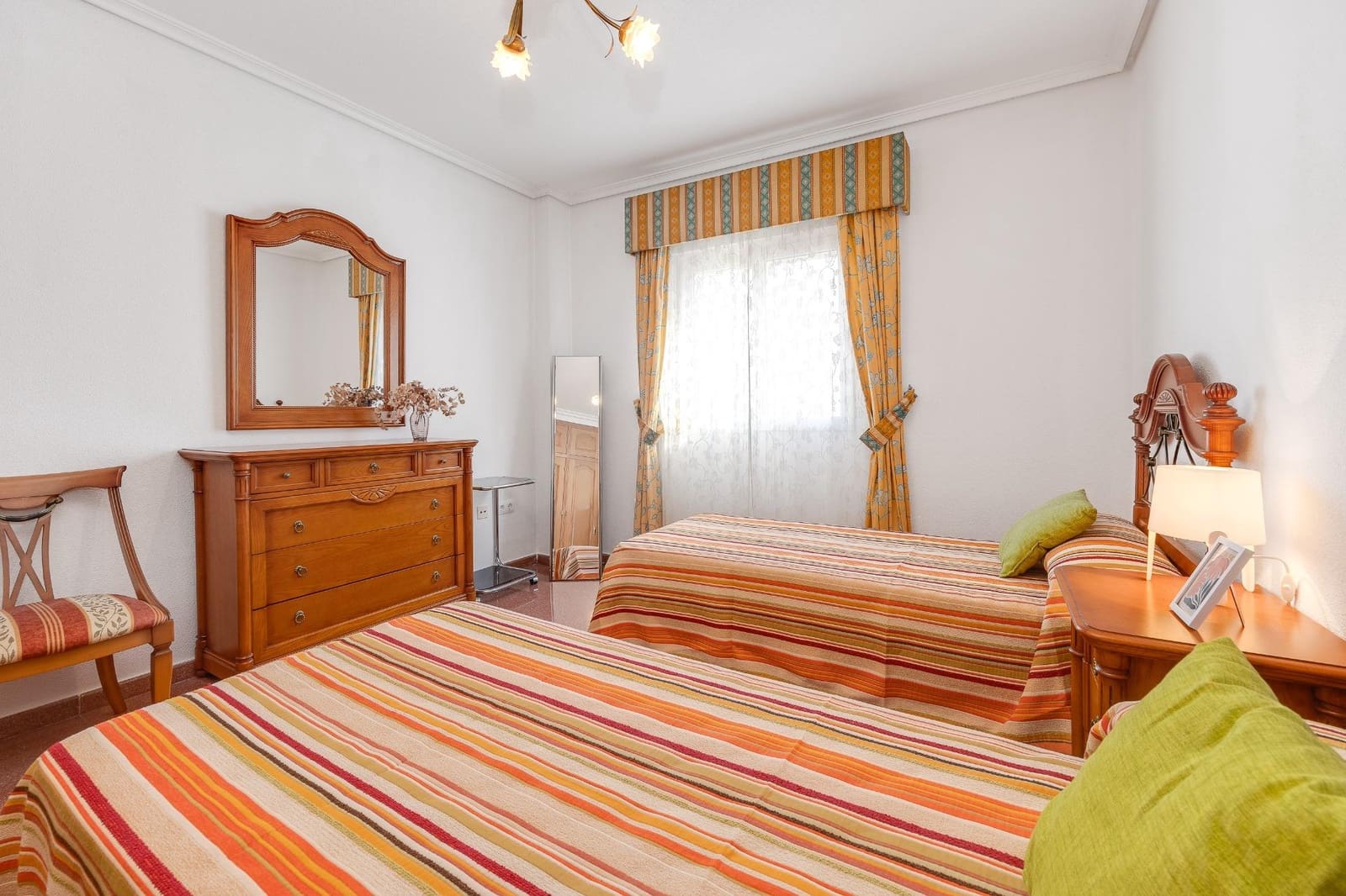 2 sovrum Takvåning till salu i Torrevieja - 219 000 € (Ref: 9073412)