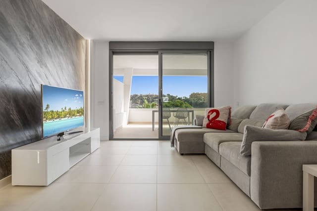 2 bedroom Penthouse for sale in El Velerín, Estepona - € 495,000 (Ref: 9073417)