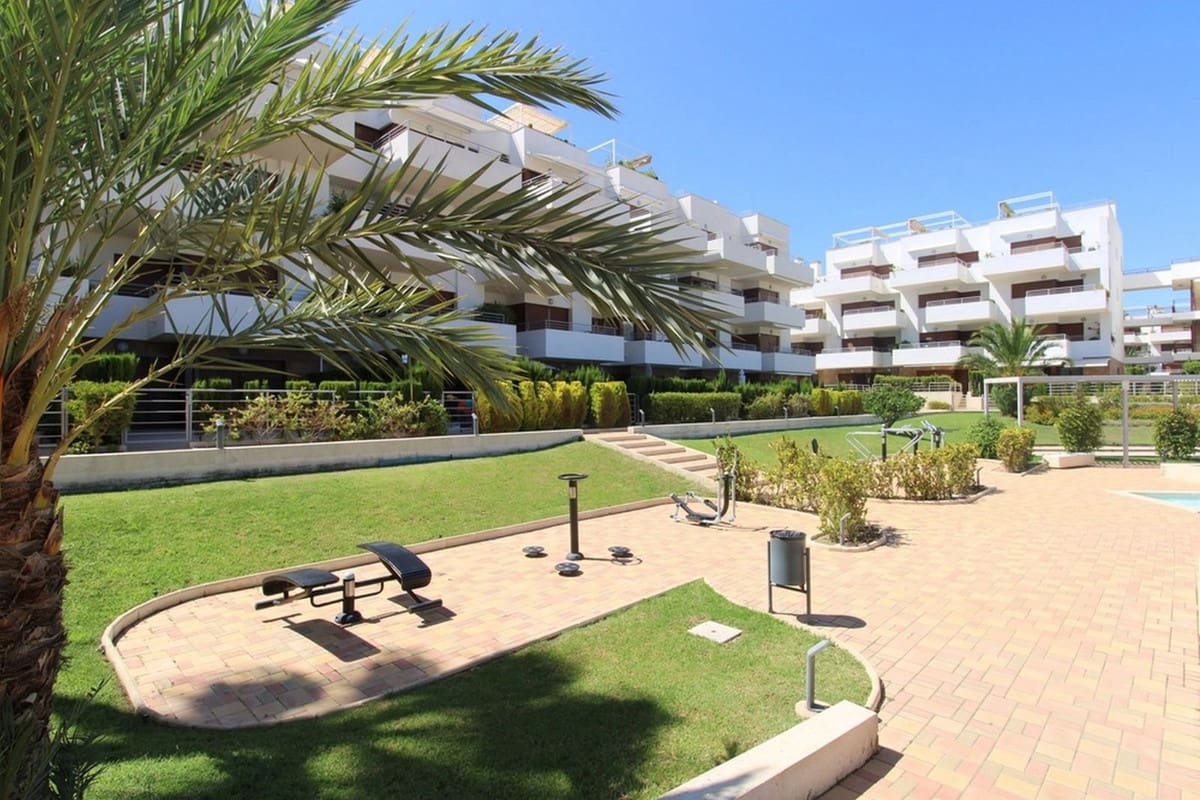 2 sypialnia Apartament na sprzedaż w Miasto Alicante / Alacant z basenem garażem - 236 000 € (Ref: 9075097)