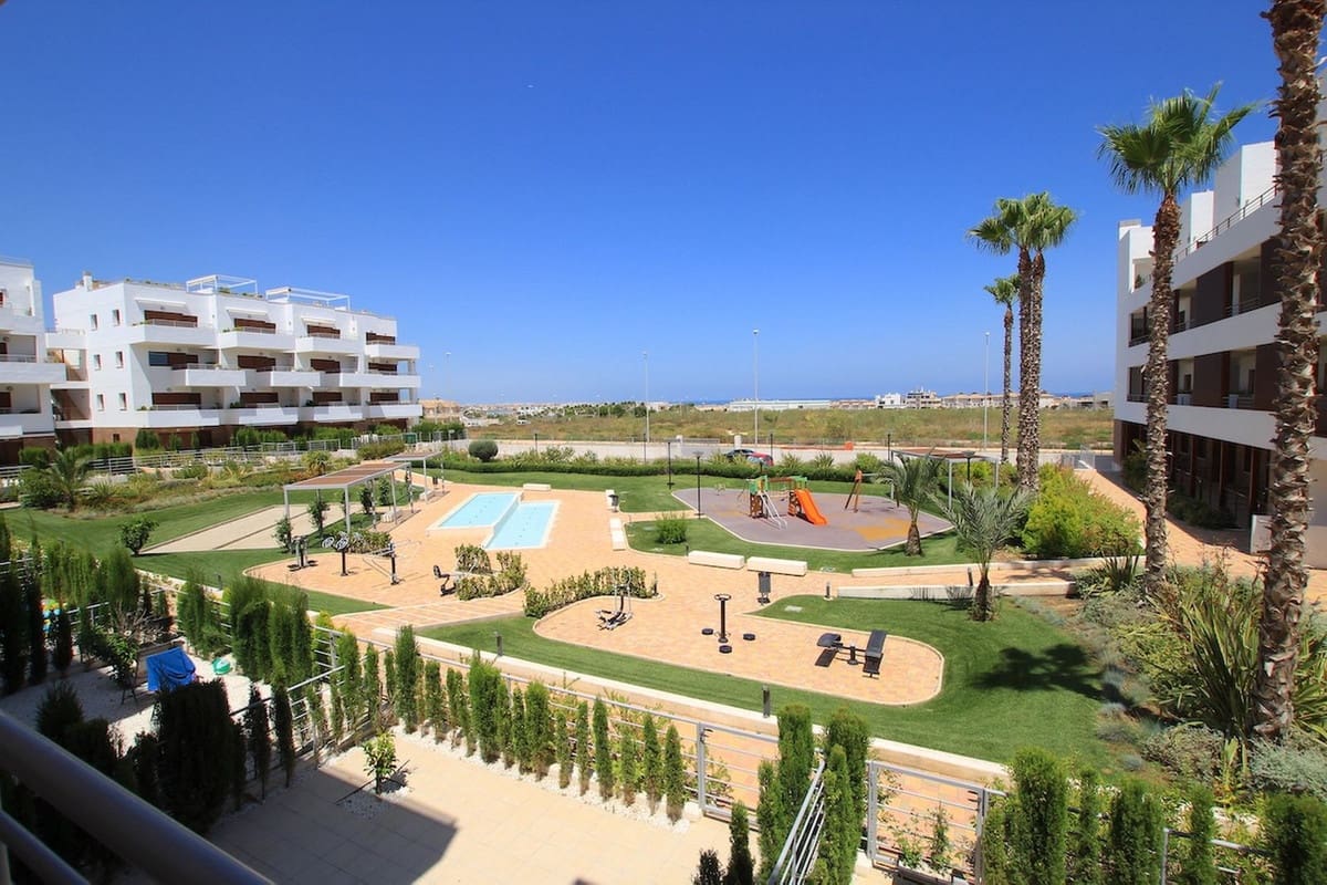 2 sypialnia Apartament na sprzedaż w Miasto Alicante / Alacant z basenem garażem - 236 000 € (Ref: 9075097)