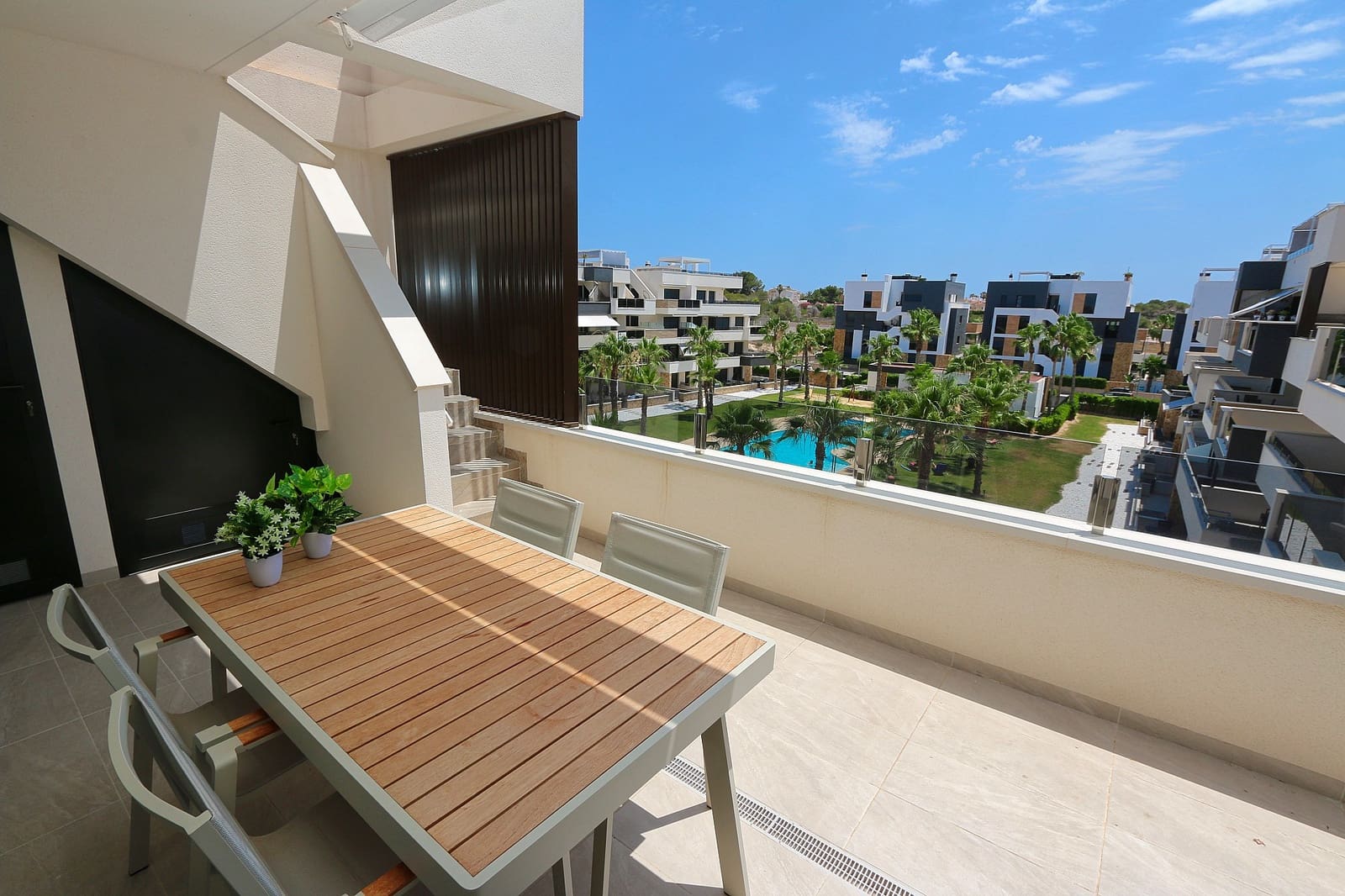 2 soverom Penthouse til salgs i Orihuela Costa med garasje - € 365 000 (Ref: 9075102)