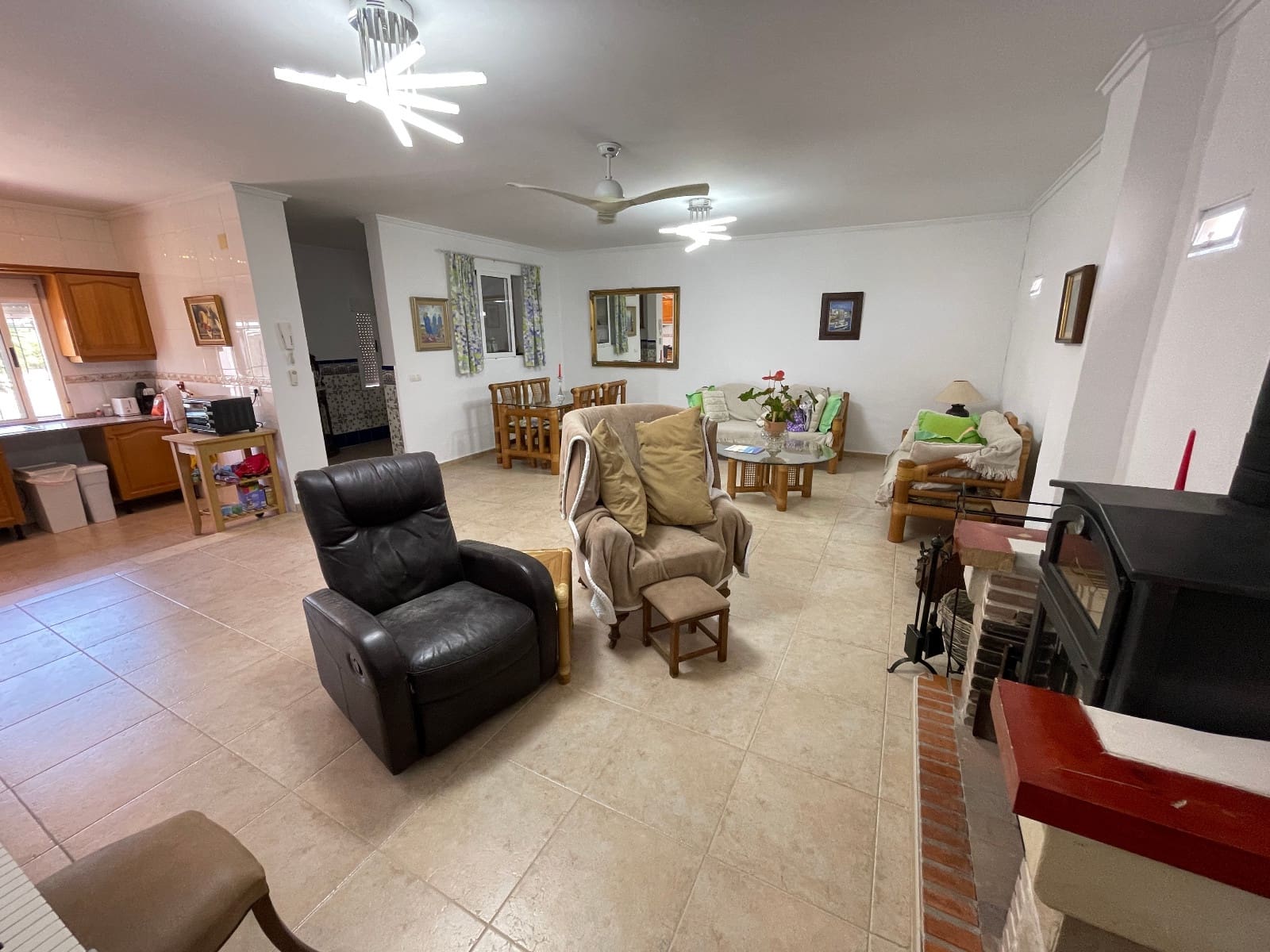 4 soveværelse Villa til salg i Daya Nueva med swimmingpool - € 408.990 (Ref: 9075103)