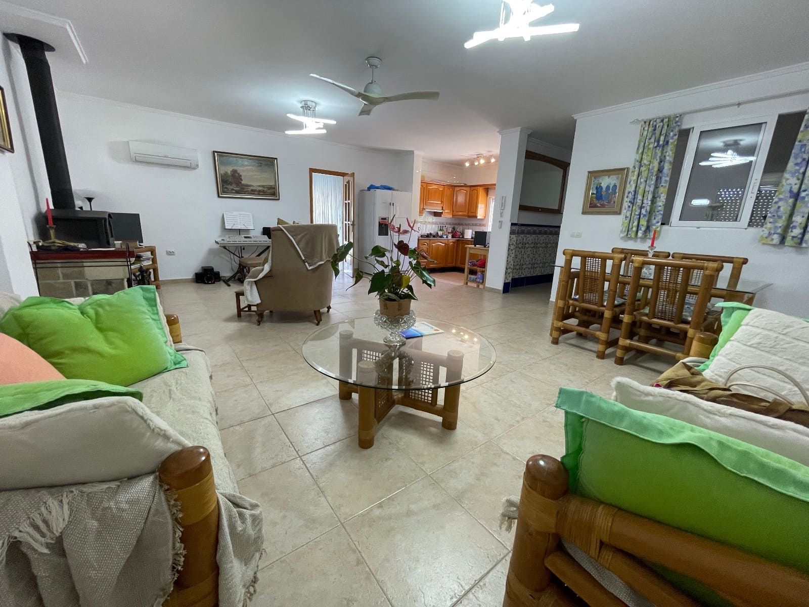 4 soveværelse Villa til salg i Daya Nueva med swimmingpool - € 408.990 (Ref: 9075103)