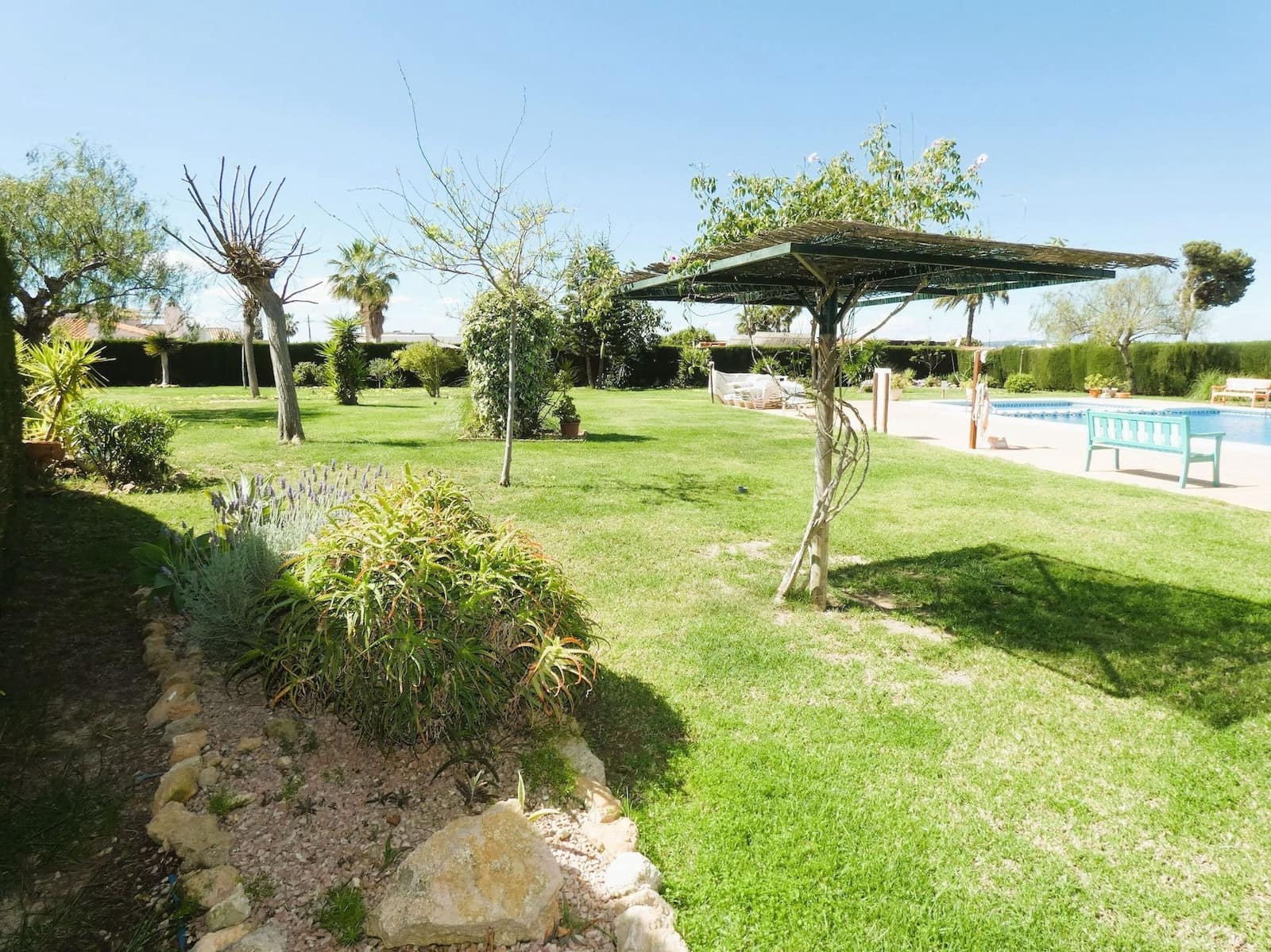 2 bedroom Townhouse for sale in Torrevieja - € 179,000 (Ref: 9076286)