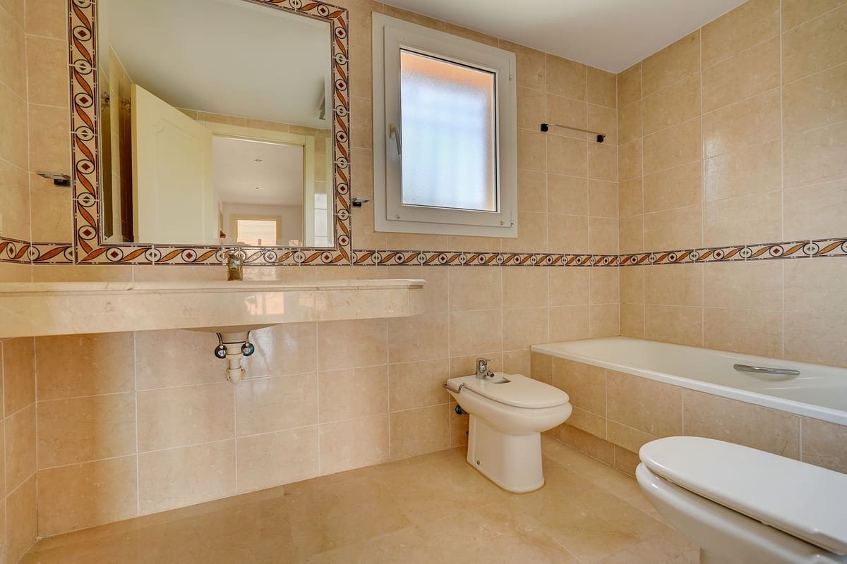 3 soverom Villa til salgs i Riviera del Sol - € 460 000 (Ref: 9081506)