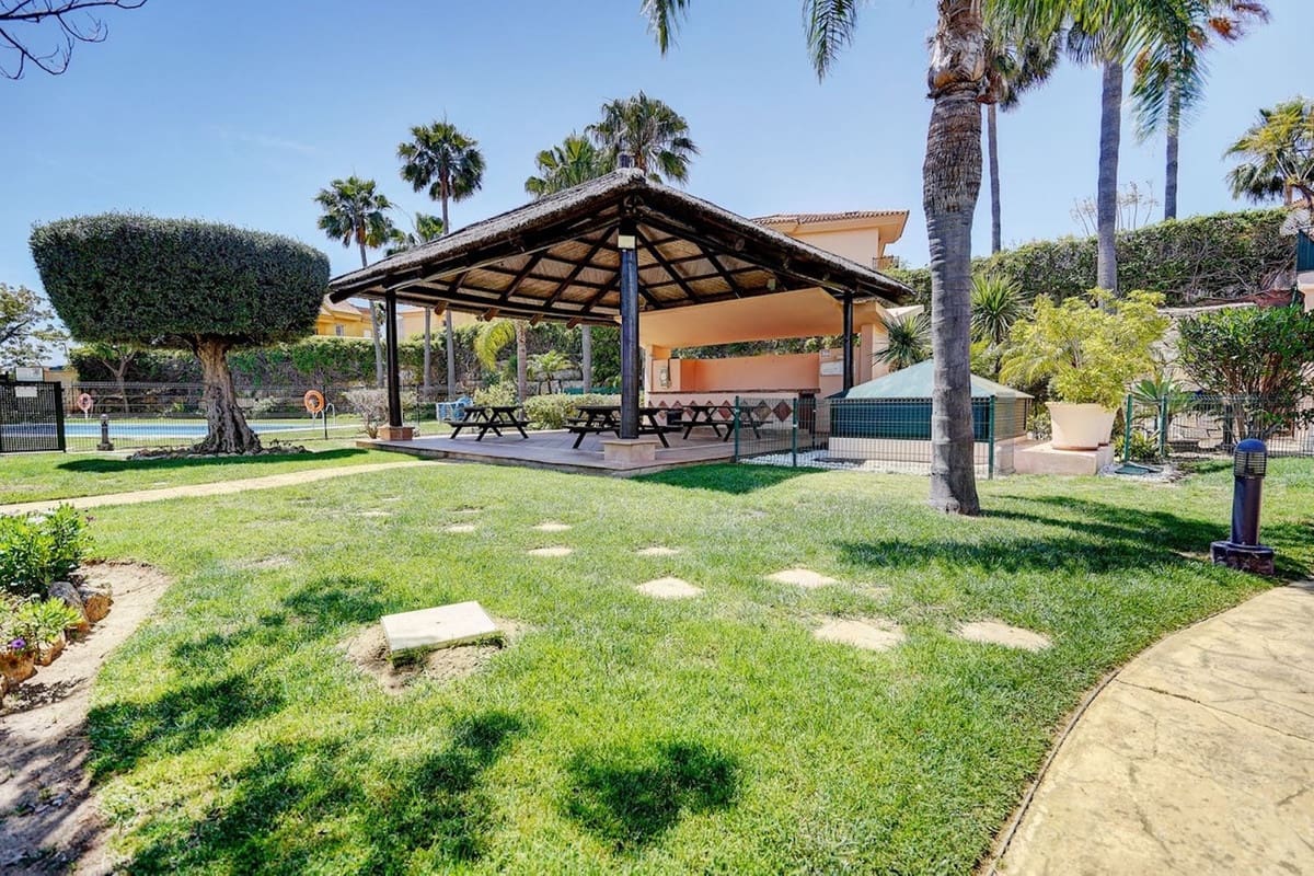 3 soverom Villa til salgs i Riviera del Sol - € 460 000 (Ref: 9081506)