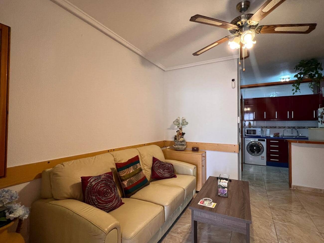 3 soveværelse Lejlighed til salg i Torrevieja - € 155.000 (Ref: 9085263)