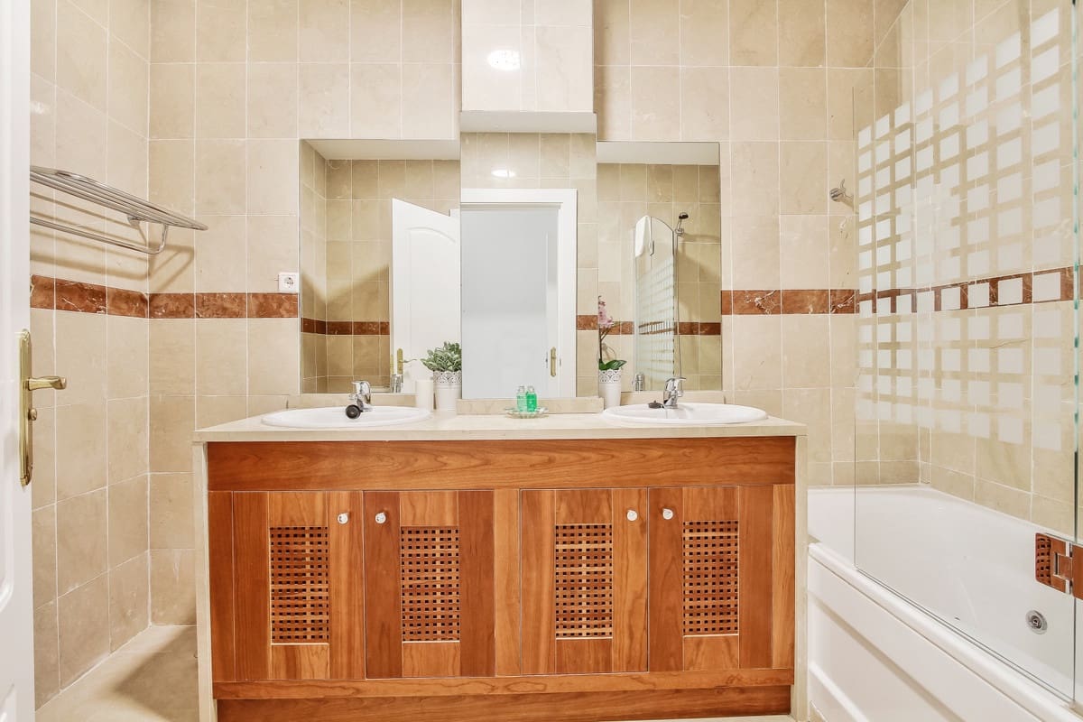 4 sypialnia Willa na sprzedaż w Alhaurin de la Torre - 599 000 € (Ref: 9085270)