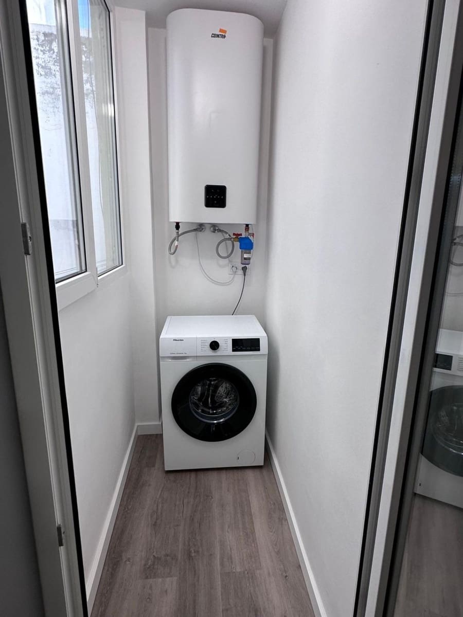 3 sypialnia Apartament na sprzedaż w Torrevieja - 200 000 € (Ref: 9089797)