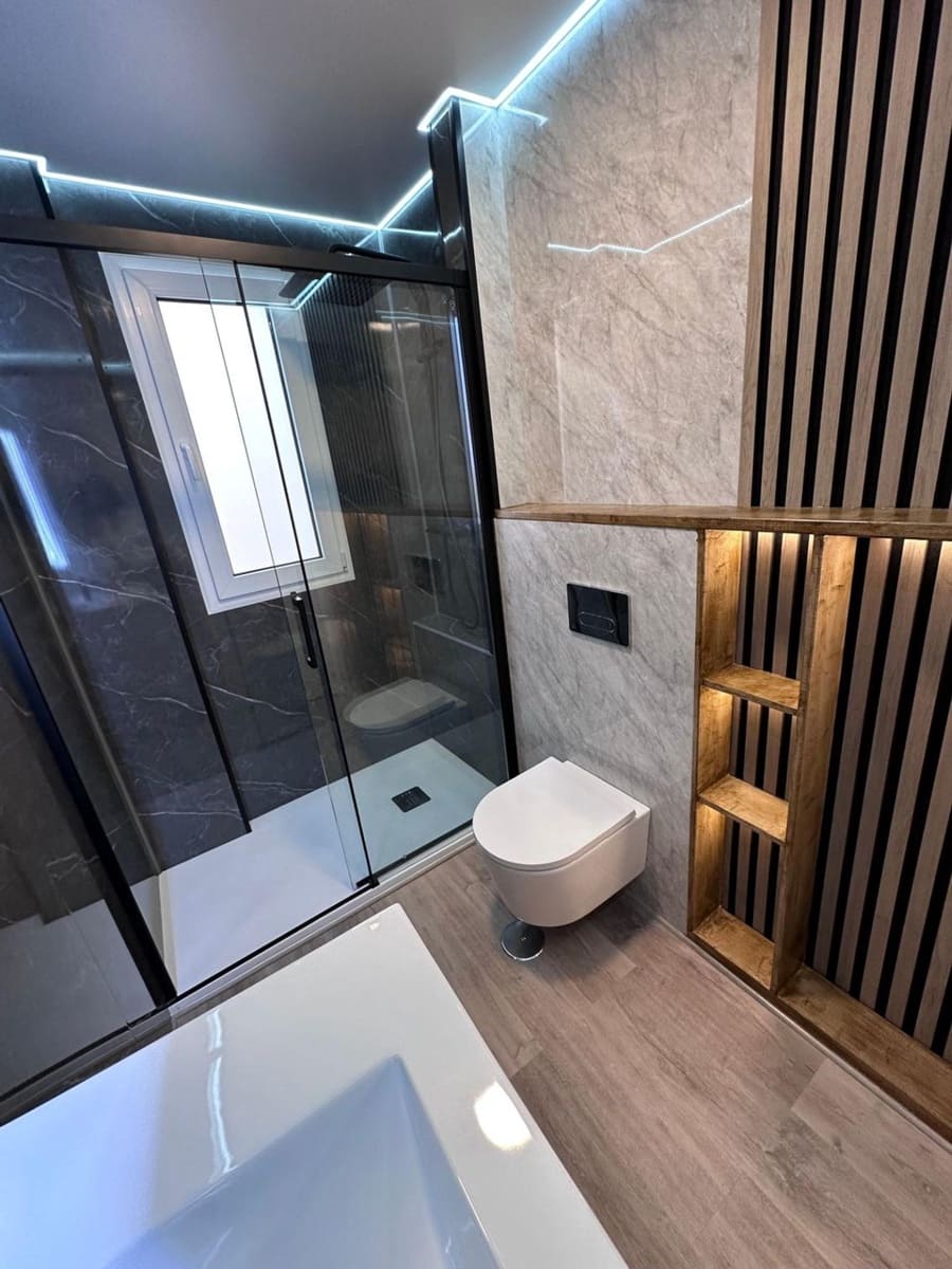 3 sypialnia Apartament na sprzedaż w Torrevieja - 200 000 € (Ref: 9089797)