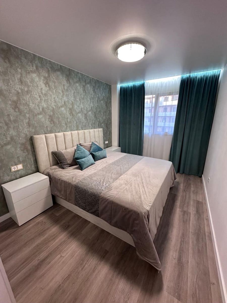 3 sypialnia Apartament na sprzedaż w Torrevieja - 200 000 € (Ref: 9089797)