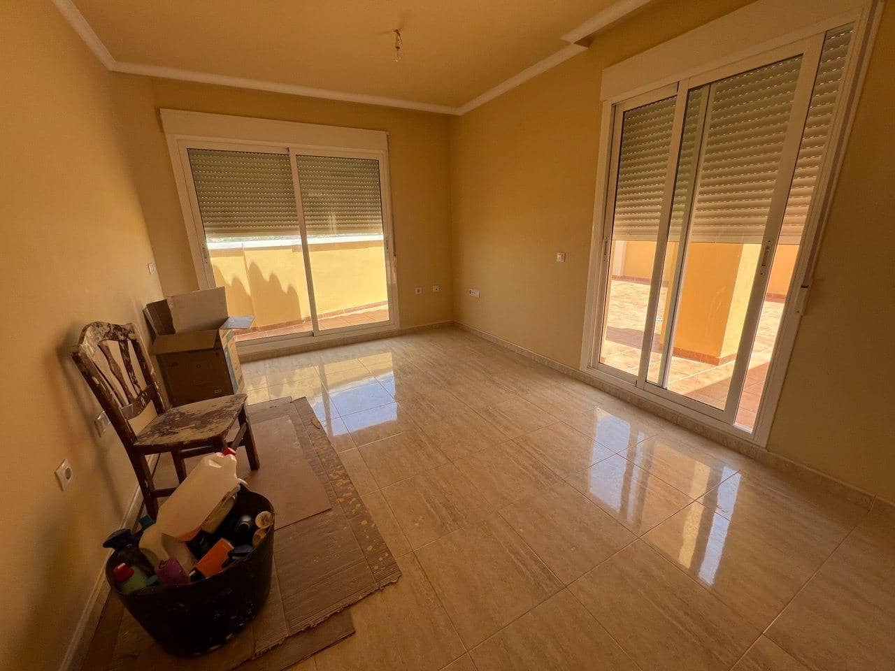 2 chambre Penthouse à vendre à Guardamar del Segura avec garage - 225 000 € (Ref: 9096067)