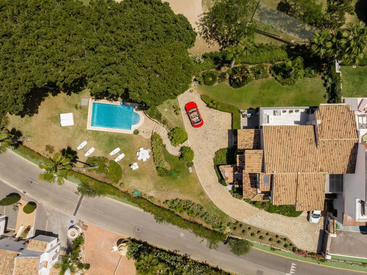 5 soverom Villa til salgs i Marbella med garasje - € 1 999 000 (Ref: 9100746)