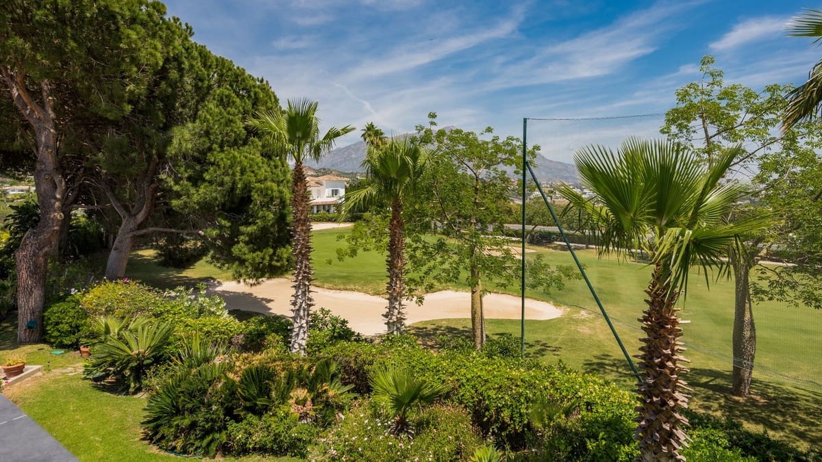 5 soverom Villa til salgs i Marbella med garasje - € 1 999 000 (Ref: 9100746)