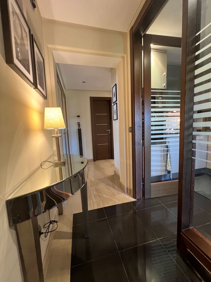 1 soverom Leilighet til salgs i Estepona - € 550 000 (Ref: 9102894)