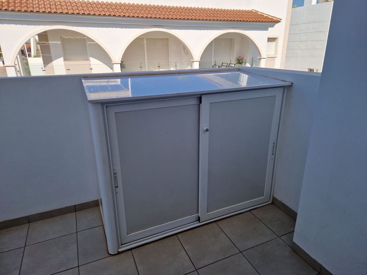 2 bedroom Apartment for sale in Ciudad Quesada with pool garage - € 318,000 (Ref: 9104631)